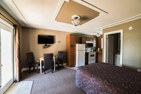 Country View Motel and RV Camping Resort
