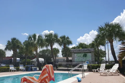 Lucky Clover RV and Mobile Home Park