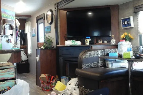 Lucky Clover RV and Mobile Home Park