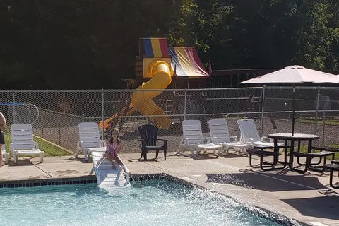 Petes Retreat Family Campground And RV Park