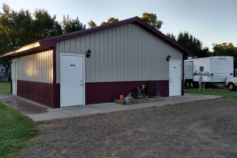 Petes Retreat Family Campground And RV Park
