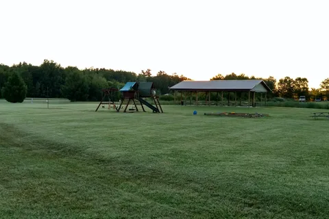 Petes Retreat Family Campground And RV Park