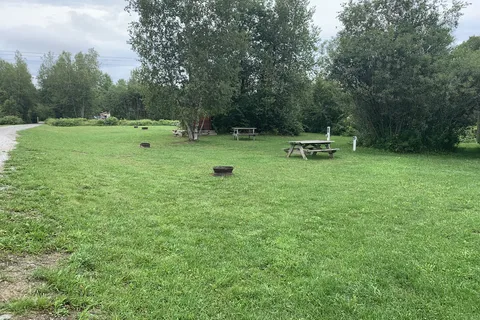 Camping La Mine De Cuivre
