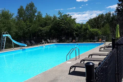 Camping La Mine De Cuivre