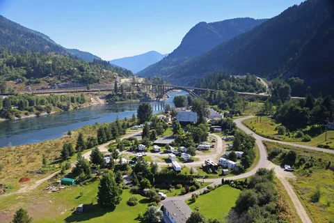 Kootenay River RV Park in Castlegar