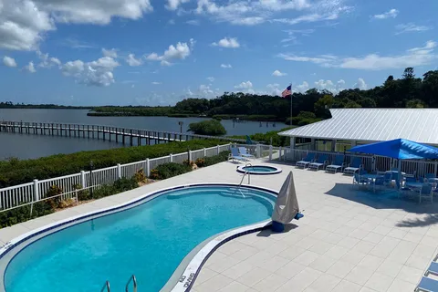 Fishermans Cove RV Resort