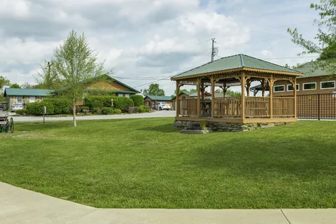 Crossville / I-40 KOA Holiday
