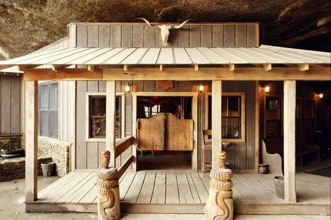 Seven Springs Lodge
