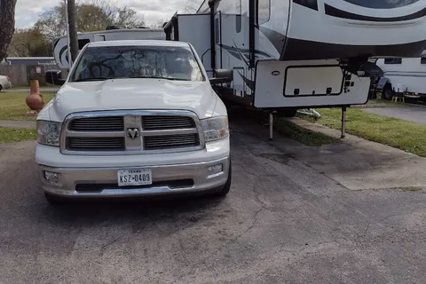 Jus Passn Thru RV Park