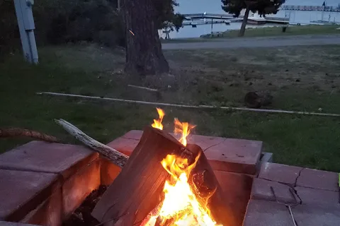 Rollins RV Park and Restaurant