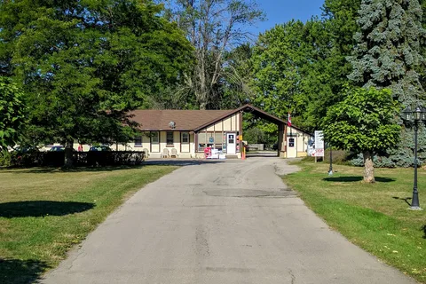 Riverside Park Motel and Campground