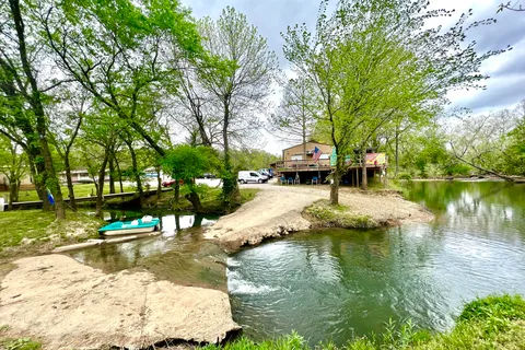 Rivers Bend Family Resort