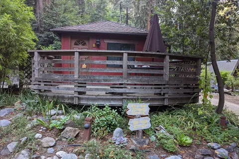 Riverside Campground and Cabins