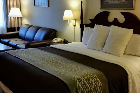 St George RV Park behind hotel