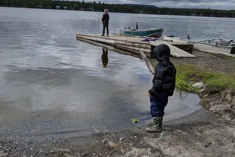 Watch Lake Lodge