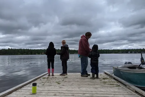 Watch Lake Lodge