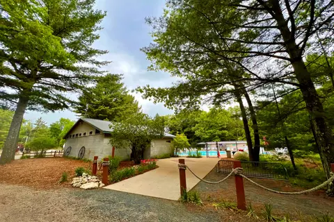 Hill & Hollow Campground