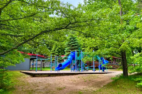 Hill & Hollow Campground