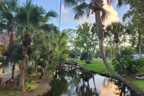 Tropical Palms RV Resort