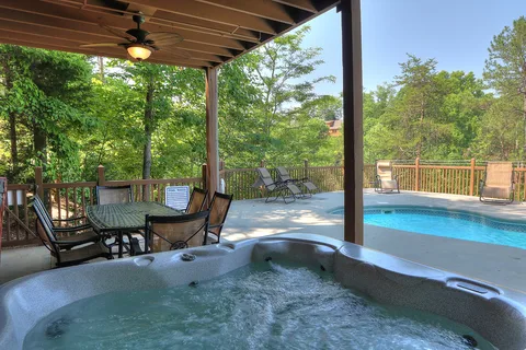 The Dell in Hidden Mountain Resort