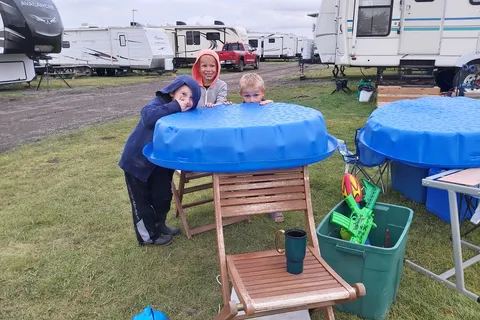 Balzac Campground RV Park and Storage