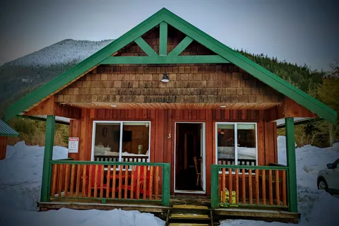 Sunshine Valley RV Resort and Cabins