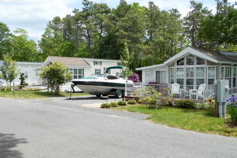 Peters Pond RV Resort