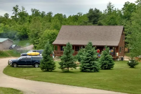 Bear Paw Outdoor Adventure Resort