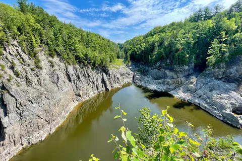 Falls and Gorge Camping Chutes and Gorge