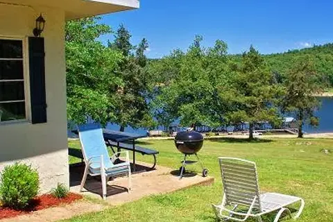 Hand Cove Resort RV Park