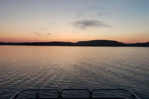 Hand Cove Resort RV Park