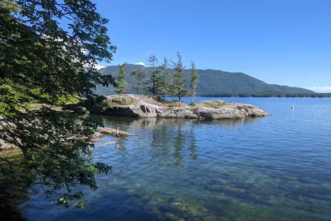 Mermaid Cove, Saltery Bay Provincial Park