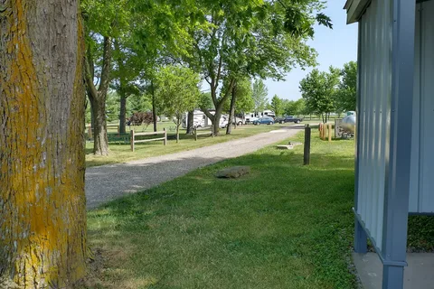 D and W Lake Camping and RV Park
