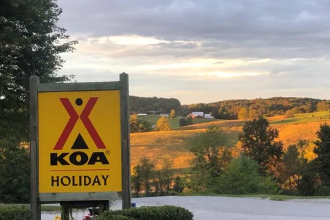 Hocking Hills KOA Holiday