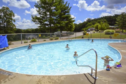 Hocking Hills KOA Holiday