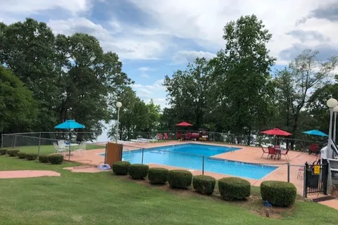 North Shore Landing Resort