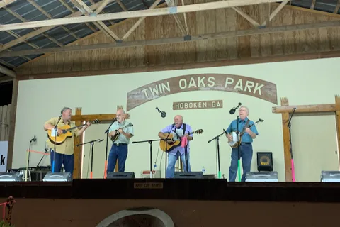 Twin Oaks Park