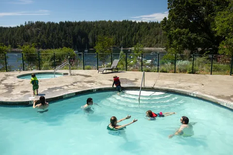 Gorge Harbour Marina Resort