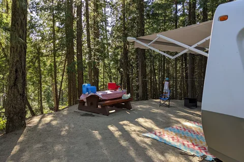 Champion Lakes Provincial Park