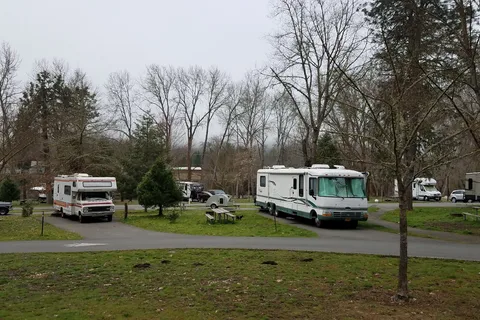 Valley Of The Rogue State Park