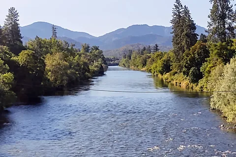Valley Of The Rogue State Park