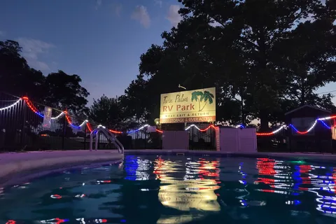 Twin Palms RV Park
