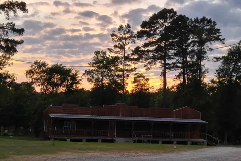 Cowboy Camp RV Park