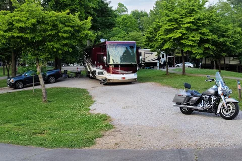 Yarberry Peninsula Campground