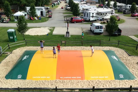 Buckeye Lake / Columbus East KOA Holiday