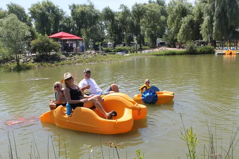 Country Gardens RV Park