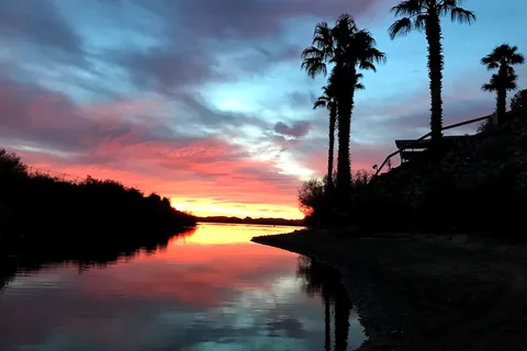 Sam's Beachcomber RV Resort