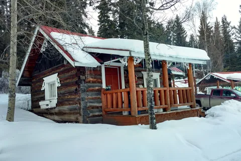Knouff Lake Resort
