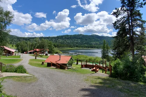 Knouff Lake Resort