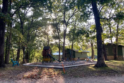 Oak Hill Court and RV Park